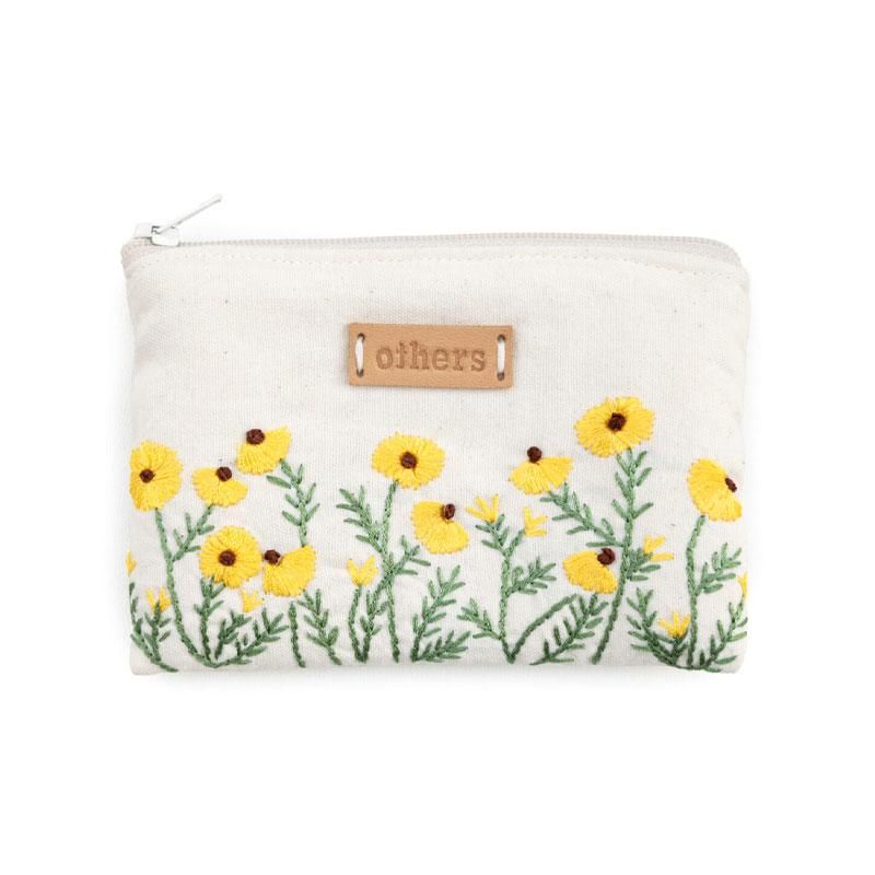 Others - Håndbrodert lommebok liten gule blomster